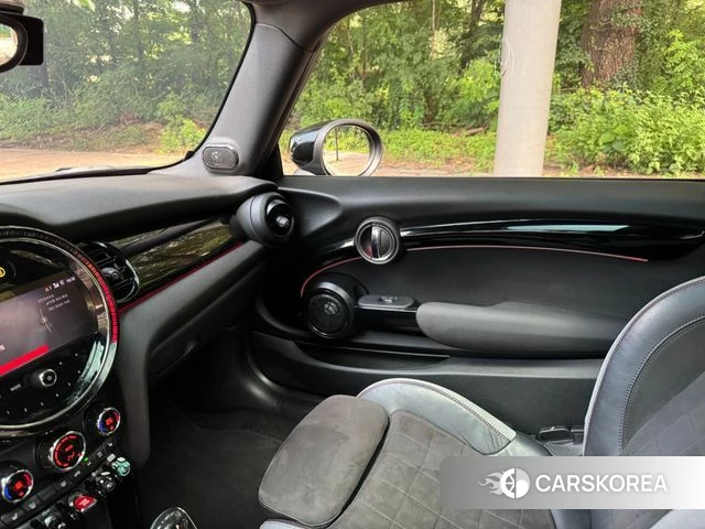 Mini Cooper S id 4665820 из Кореи 19