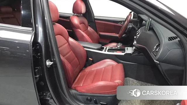 Kia Stinger id 3519904 из Кореи 19