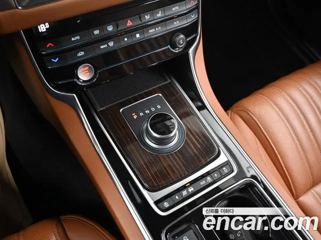 Jaguar XF (X260) id 2650844 из Кореи 17