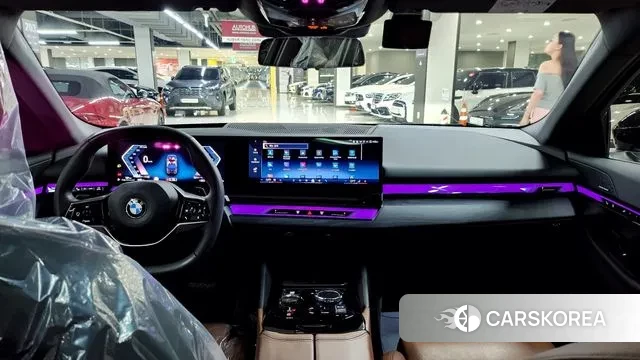 BMW 5 Series (G60) id 2889075 из Кореи 19