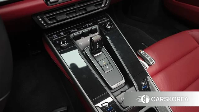 Porsche 911(992) id 4456277 из Кореи 32