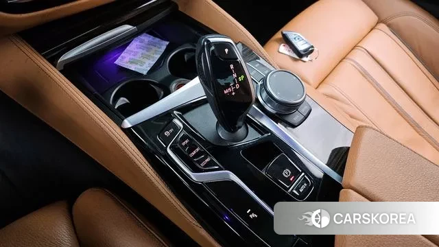 BMW 5 Series (G30) id 3165677 из Кореи 19