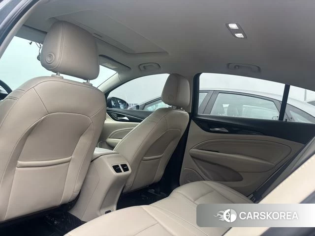 Buick Regal id 4216237 из Китая 17