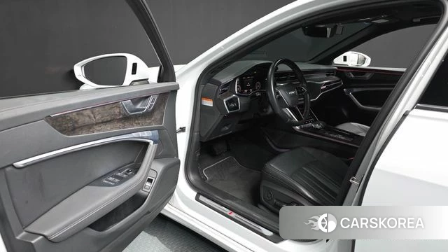 Audi A6 (C8) id 4330731 из Кореи 31
