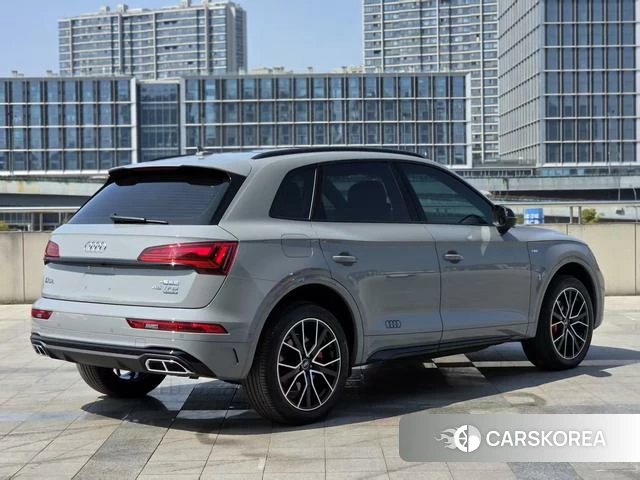 Audi Q5L id 4278056 из Китая 18