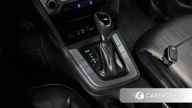 Hyundai Avante AD id 4536837 из Кореи 30