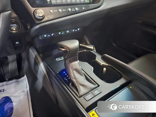 Lexus ES300h 7th generation id 3732466 из Кореи 17