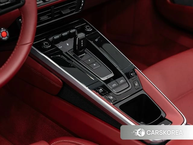 Porsche 911(992) id 3939860 из Кореи 19