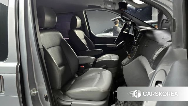 Hyundai The New Grand Starex id 3844510 из Кореи 19