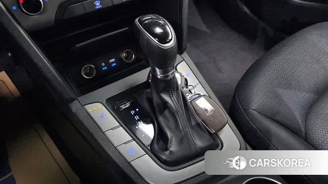 Hyundai Avante AD id 3656905 из Кореи 19