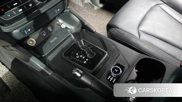 Ssangyong The New Rexton Sports Cannes id 4444963 из Кореи 19