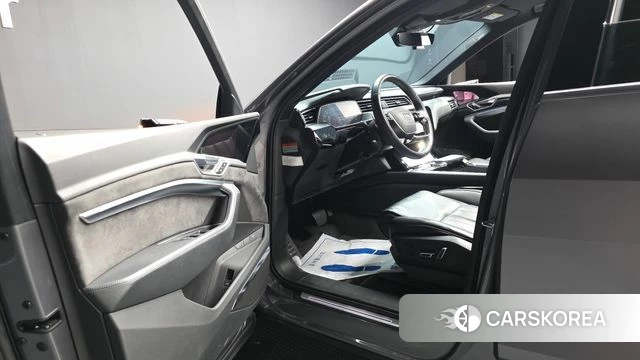 Audi e-Tron id 4625582 из Кореи 38