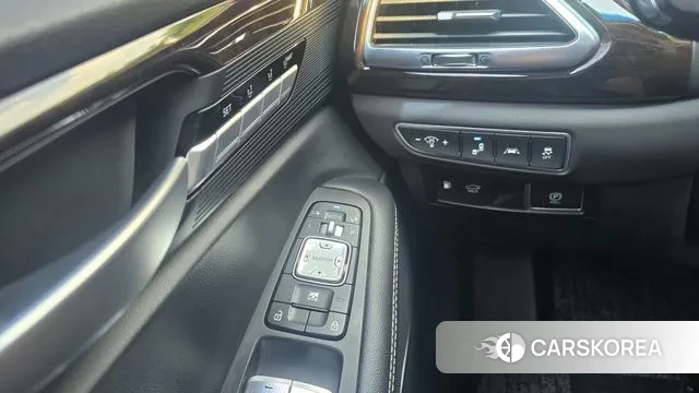 Genesis G90 id 3008864 из Кореи 19