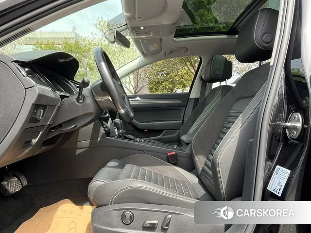Volkswagen Magotan id 4272247 из Китая 20