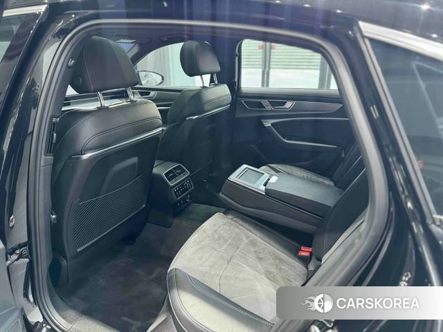 Audi A6L id 4265968 из Китая 9