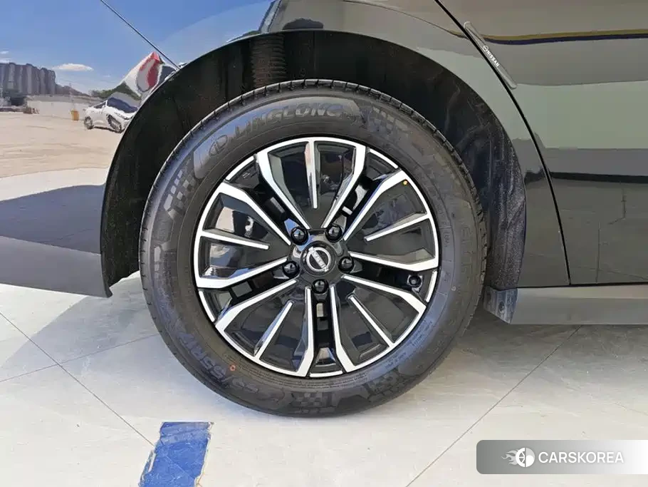 Nissan N6 id 4607043 из Китая 15