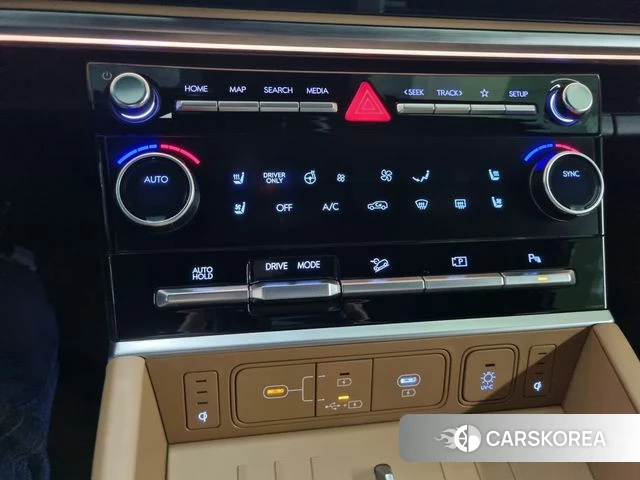 Hyundai Santa Fe (MX5) id 3792374 из Кореи 19