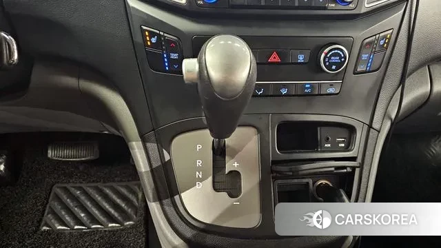 Hyundai The New Grand Starex id 3039213 из Кореи 19