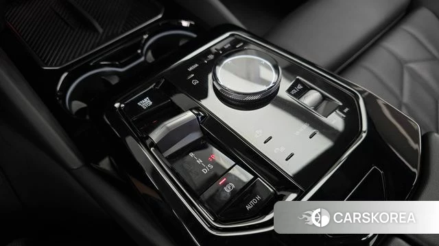 BMW 5 Series (G60) id 4687069 из Кореи 31