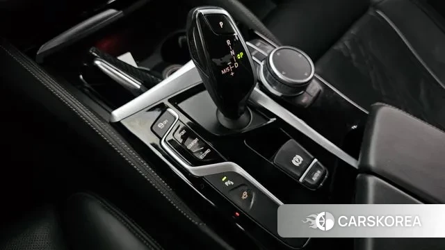 BMW 5 Series (G30) id 3588562 из Кореи 19