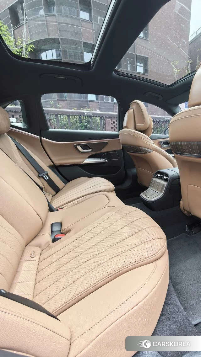 Mercedes-Benz E-class id 4271450 из Китая 15