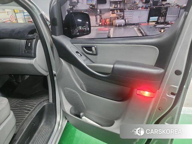 Hyundai The New Grand Starex id 4937778 из Кореи 19
