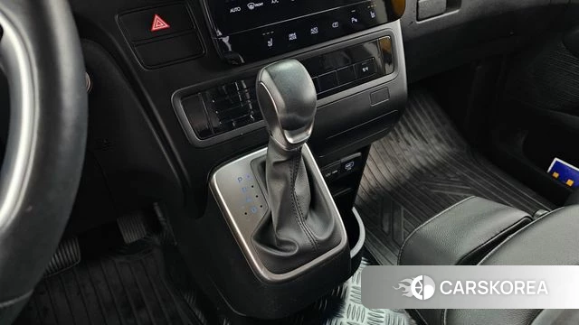 Hyundai Staria id 4590376 из Кореи 19