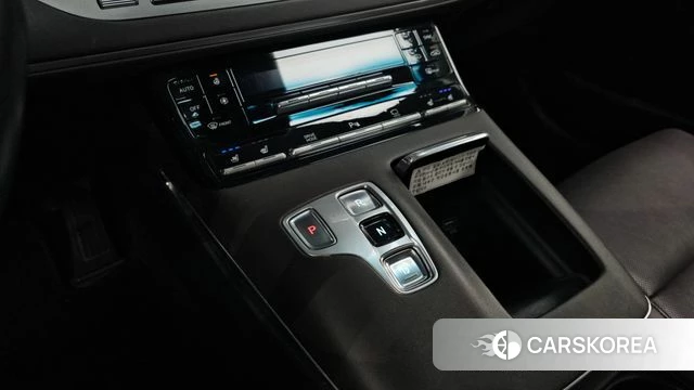 Hyundai The New Grandeur IG id 4268699 из Кореи 30