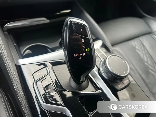 BMW 5 Series (G30) id 3734850 из Кореи 19