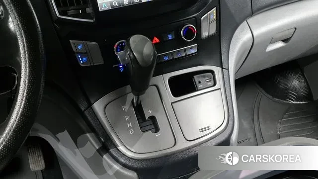 Hyundai The New Grand Starex id 3505604 из Кореи 19