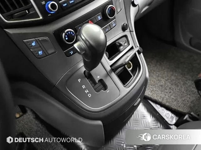 Hyundai The New Grand Starex id 3705888 из Кореи 19