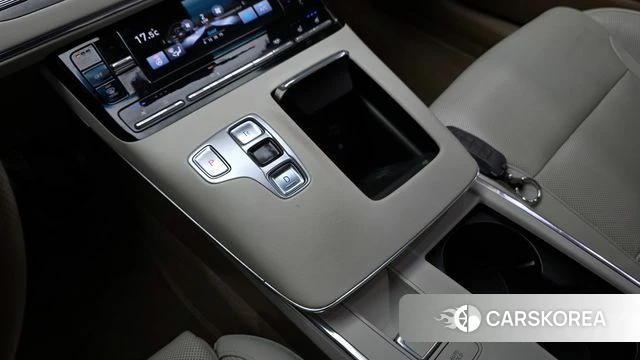 Hyundai The New Grandeur IG id 4698071 из Кореи 35