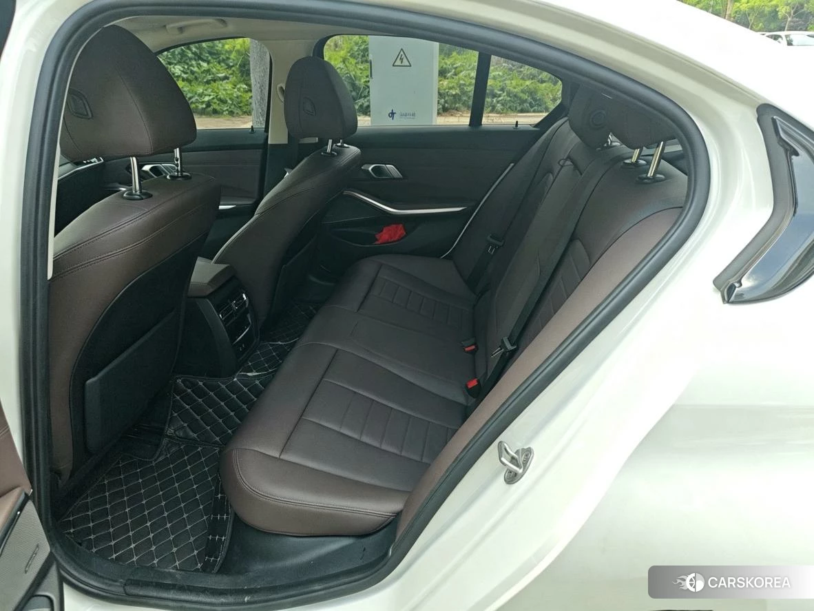 BMW 3 series id 4440729 из Китая 20