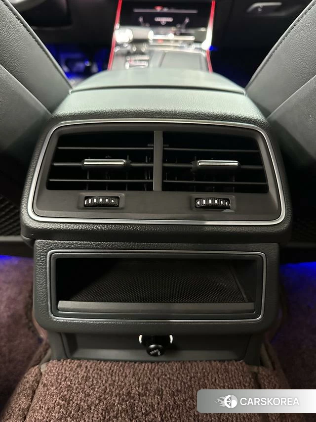 Audi A6L id 4272182 из Китая 20