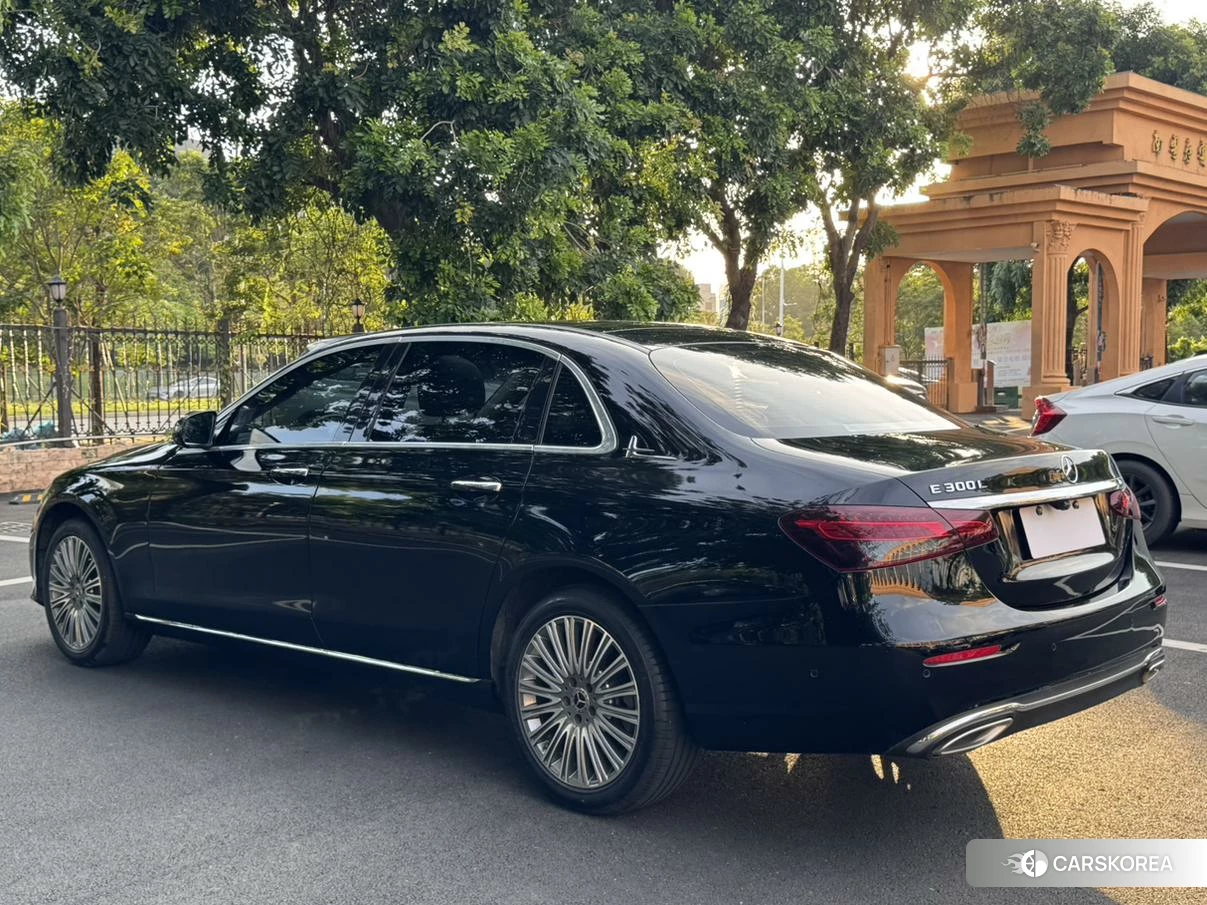 Mercedes-Benz E-class id 4499168 из Китая 9