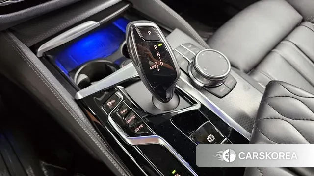 BMW 5 Series (G30) id 3011625 из Кореи 19