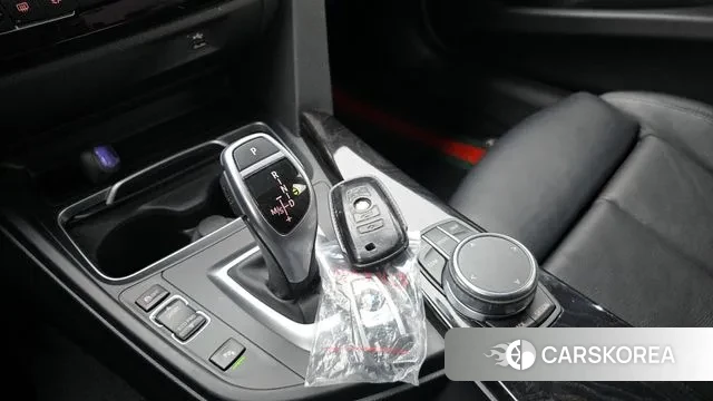 BMW 3 Series (F30) id 3510031 из Кореи 19