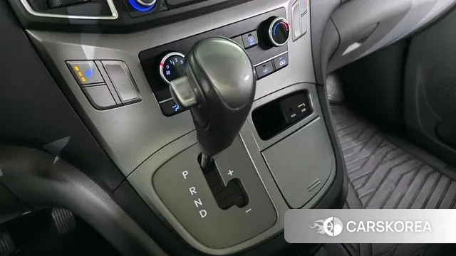 Hyundai The New Grand Starex id 3402383 из Кореи 19