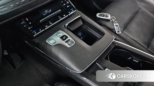 Hyundai The New Grandeur IG id 3378559 из Кореи 19