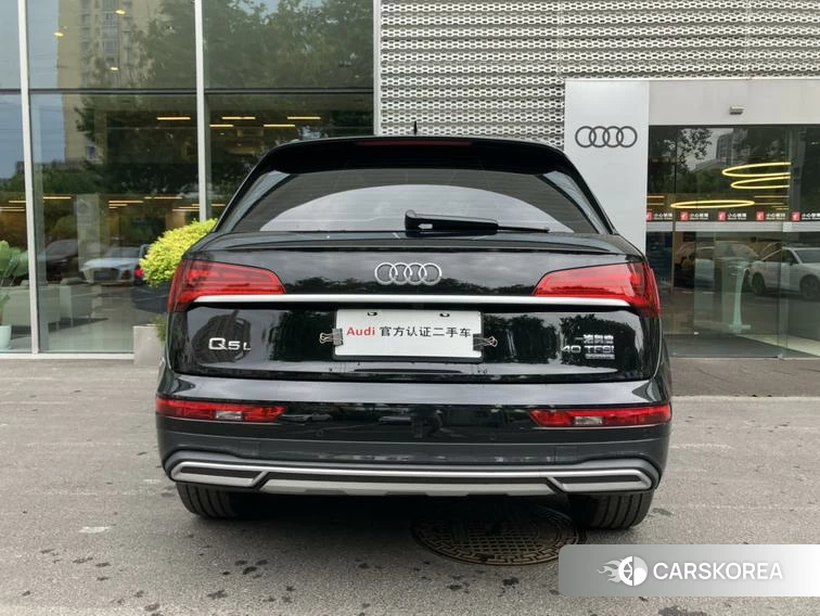 Audi Q5L id 4452703 из Китая 11