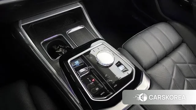 BMW i7 (G70) id 3310505 из Кореи 19