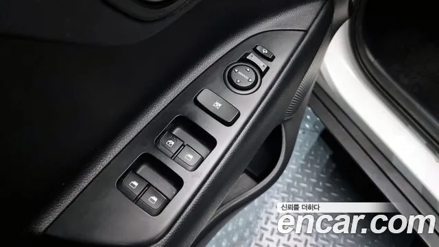 Kia Stonic id 2560728 из Кореи 19