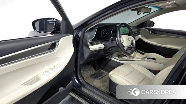 Hyundai The New Grandeur IG Hybrid id 4707720 из Кореи 30