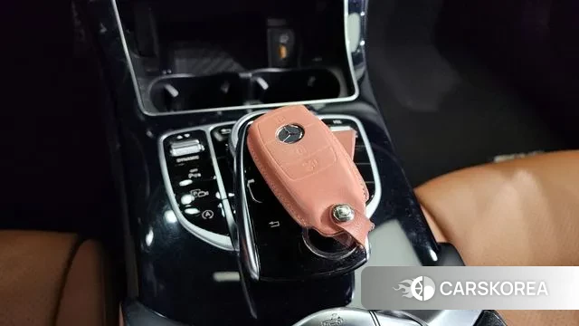 Mercedes-Benz C-Class W205 id 2375487 из Кореи 19