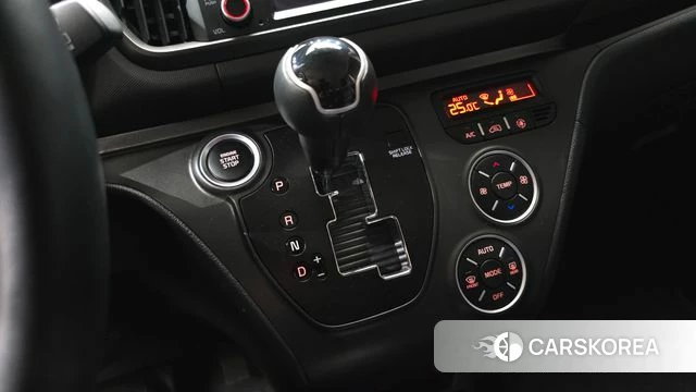 Kia The New Kia Ray id 3793028 из Кореи 19
