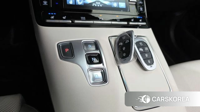 Hyundai The New Grandeur IG id 4618917 из Кореи 34