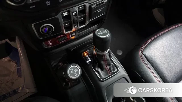 Jeep Wrangler (JL) id 3156641 из Кореи 19