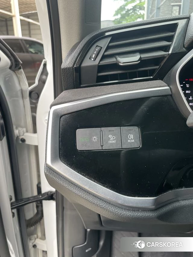 Audi Q3 id 4261823 из Китая 27