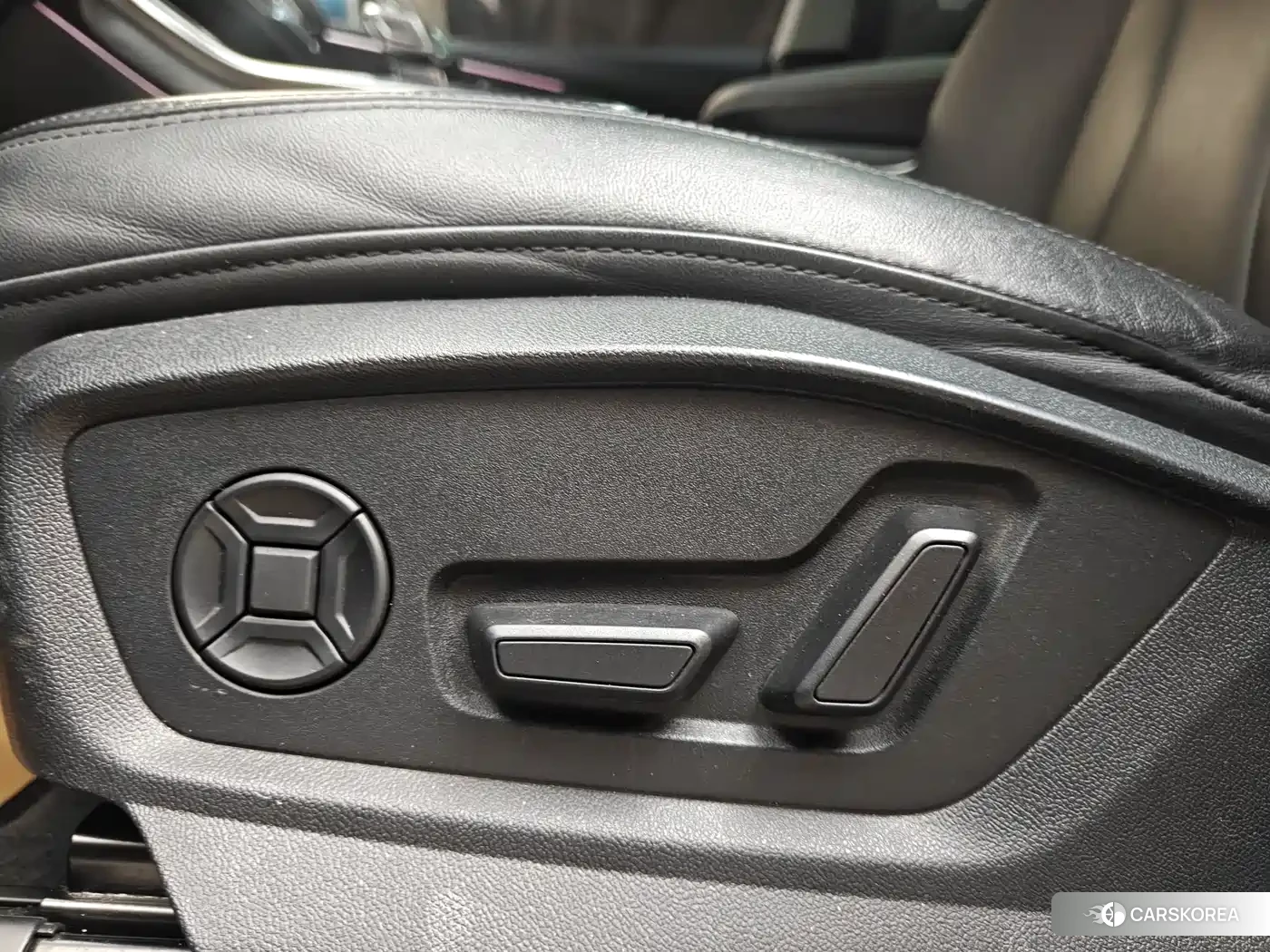 Audi Q8 id 4539477 из Китая 20