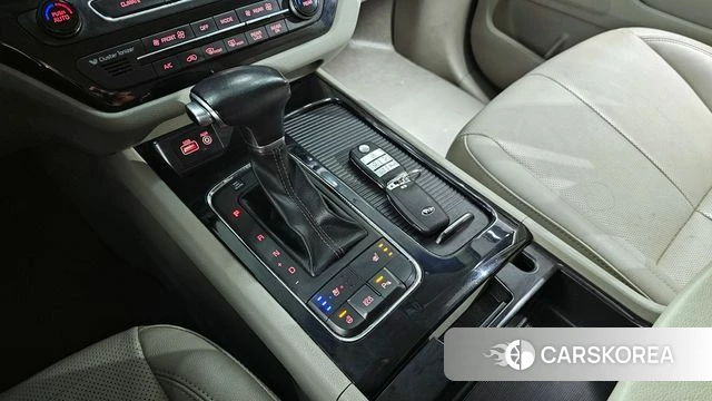 Kia All New Carnival id 4459753 из Кореи 19